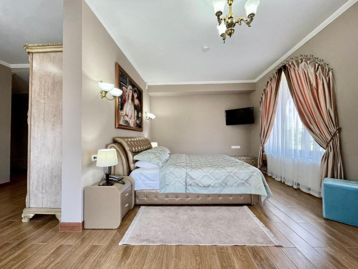 Старый Бастион Hotel Bender Ngoại thất bức ảnh